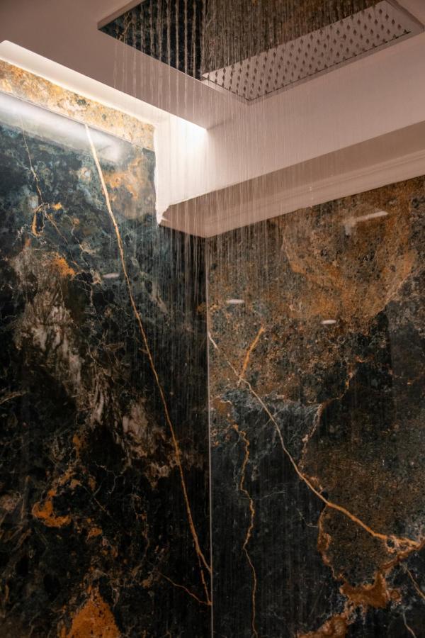Sithoniars Luxury Ground Floor Apartment With Private Garden Neos Marmaras Esterno foto