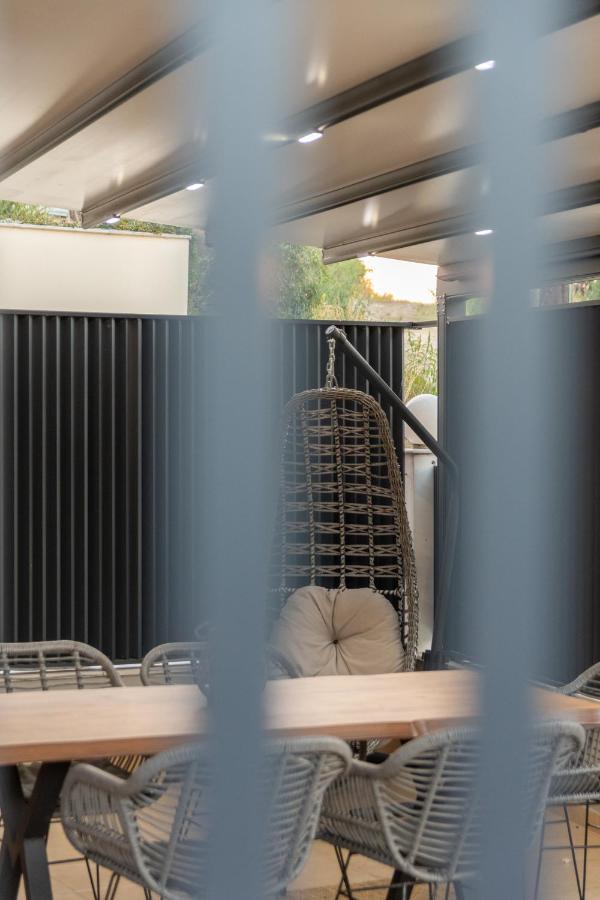 Sithoniars Luxury Ground Floor Apartment With Private Garden Neos Marmaras Esterno foto